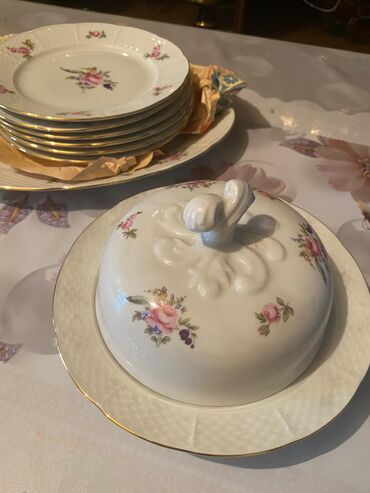 Nahar dəstləri və servizlər: Nahar dəsti, 12 nəfərlik, Çexiya — 6