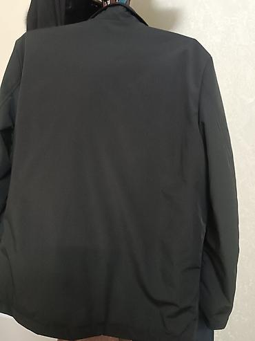 Куртки: Мужская верхняя одежда + две рубашки 1) Куртка: - Цвет: черный - — 1