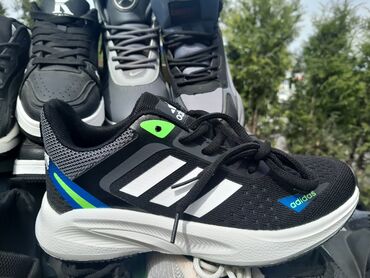 обувь мужской 41: Кроссовки и спортивная обувь