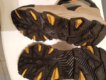 Čizme: Čizme, Lc Waikiki, Veličina - 33 na lalafo.rs — 9 Čizme: Čizme, Lc Waikiki, Veličina - 33 — 9