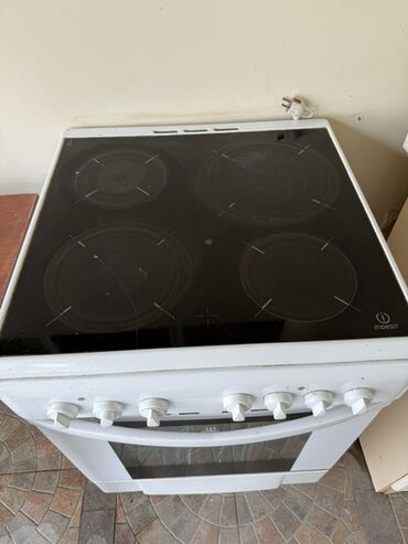 сенсорные плиты: Indesit, Электрическая, Механическое, Напольная, Полная оплата