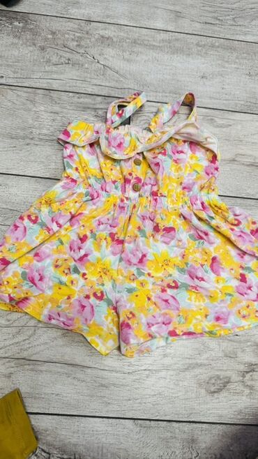 платья платье: Детский песочник на 2 года OshKosh B'Gosh с цветочным принтом. Этот