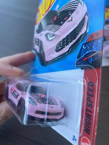 hello kitty oyuncaq: Hot Wheels die-cast kolleksiya dəsti - Model 1: Corvette C7 Z06 - — 6