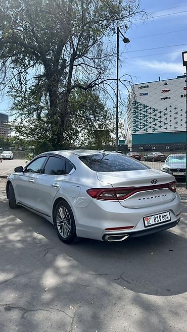 Hyundai: Hyundai Grandeur: 2018 г., 3 л, Автомат, Газ, Седан — 9