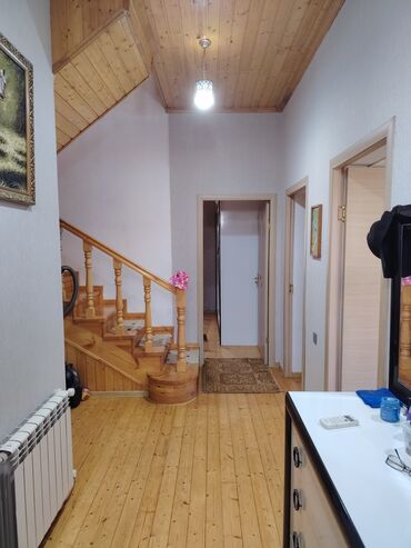 Həyət evləri və villaların satışı: 5 otaqlı, 140 kv. m, Kredit yoxdur, Orta təmir — 4