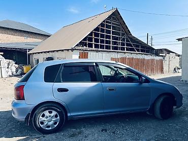 Продажа авто: Honda Civic: 2002 г., 1.6 л, Механика, Бензин, Хэтчбэк — 5