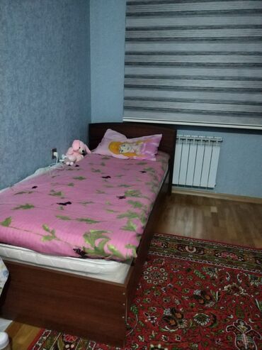 çarpayı tək: Б/у, Односпальная кровать, Без подьемного механизма, С матрасом, Без выдвижных ящиков, Азербайджан
