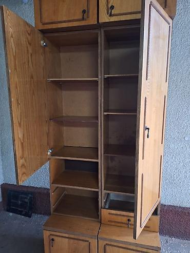 деский шкаф: Стенка-шкаф, Тип стенки-шкафа: Модульная, Б/у, Особенности: Для хранения посуды — 4