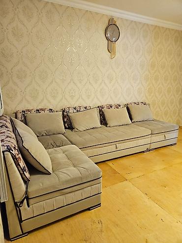 Divanlar: Bazali kunc divan tecili satilir. 340 azn son yeri. Unvan baki xetai — 2