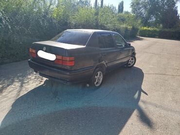 Volkswagen: Volkswagen Vento: 1993 г., Седан