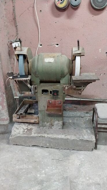 Metal dəzgahları: Tokar işləri görülür Dəzgahda kəsim, yonma, diş açma, qazma işləri -da lalafo.az — 8 Metal dəzgahları: Tokar işləri görülür Dəzgahda kəsim, yonma, diş açma, qazma işləri — 8