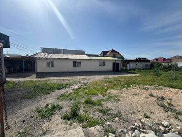 продаю дом в баят: Дом, 40 м², 2 комнаты, Агентство недвижимости, Косметический ремонт