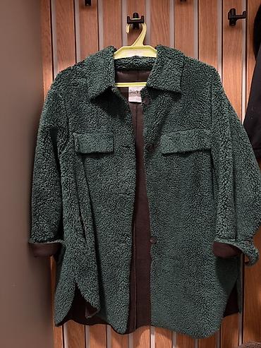 pull bear: Уютное женское пальто-рубашка из мягкого «тедди» (шерпа) в — 1