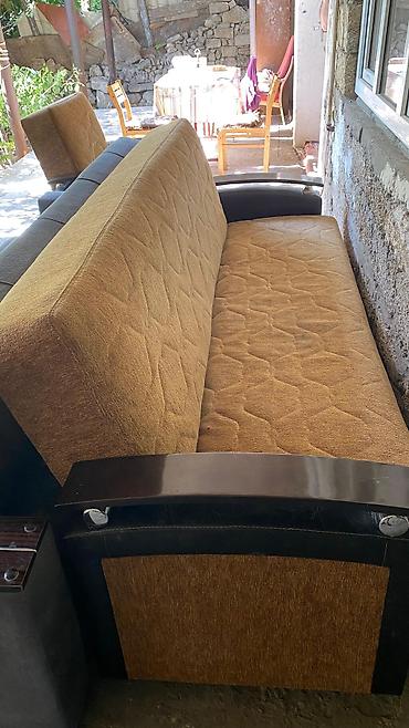 koji divan: Klassik dizaynlı dəst: 1 ədəd divan və 2 ədəd kreslo - Rəng və — 3
