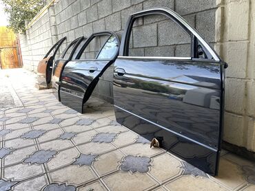 оригинальные подарки на день рождения мужчине: Дверь Комплект BMW, Б/у, Оригинал