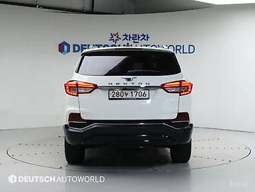 Ssangyong: Ssangyong Rexton: 2018 г., Автомат, Внедорожник — 3