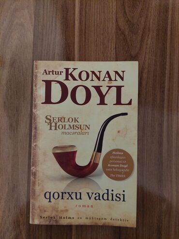 hedef azerbaycan dili qayda kitabi: Sherlock Holmes " qorxu vadisi " kitabı