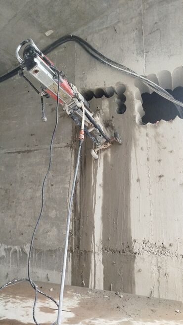 Beton işləri: Beton kəsmə beton deşmə xidməti Karot - HILTI DD 200 / 350 ilə 25 ° — 26