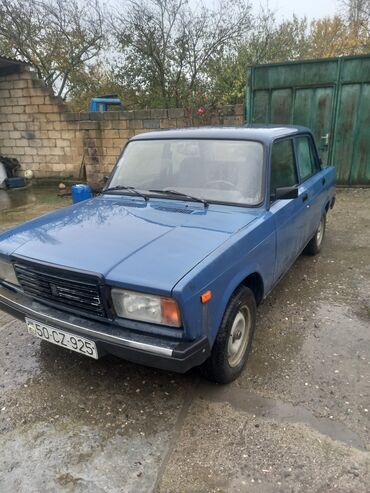 VAZ (LADA): VAZ (LADA) 2107: 1.6 l | 2004 il Sedan