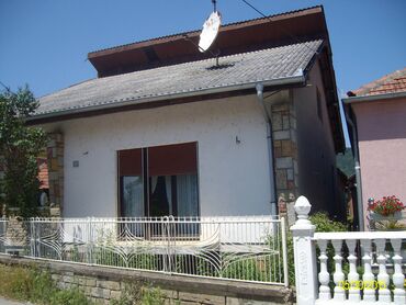 Kuće na prodaju: 104 kv. m, 3 sobe — 18