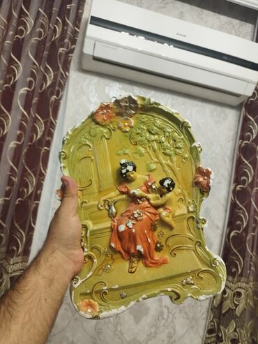 Quruducular: Dekorativ relyef panel – divar asılqanı - Material: gips/kompozit