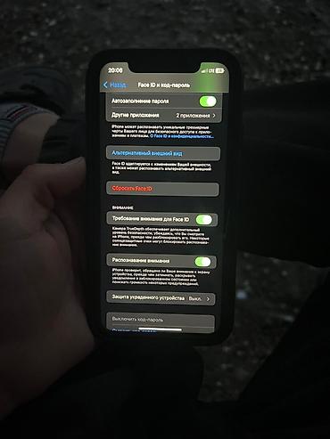 Apple iPhone: IPhone 11, Черный — 5