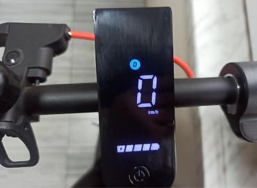 elekdirikli sukuter: Yep yenidi çatdirlma var sürəti 25 km aşağı yeri var 1 ay deyil alınıb — 7