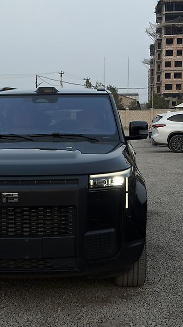 Land Rover: Land Rover : 2023 г., Внедорожник — 3