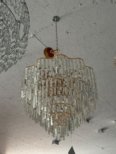 Люстры: Хрустальные подвесные люстры с LED-подсветкой - Эффектные — 38