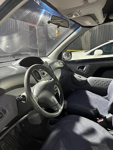 coroll: Toyota Yaris Verso: 2000 г., 1.5 л, Бензин, Минивэн — 5