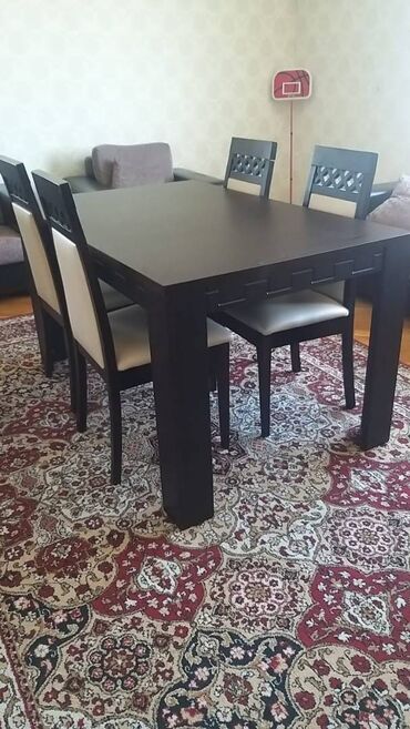 Masa və oturacaq dəstləri: Qonaq otağı üçün, İşlənmiş, Açılmayan, Dördbucaq masa, 6 stul