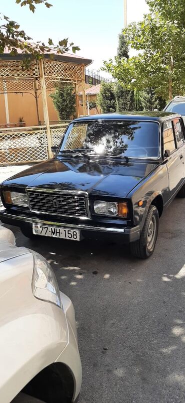 niva qara: VAZ (LADA) 2107: 1.6 l | 2011 il | 80000 km Sedan