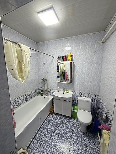 Продажа домов: Капсульный, 4 комнаты, 90 м², Киргизия 2 ж/м, Собственник — 7