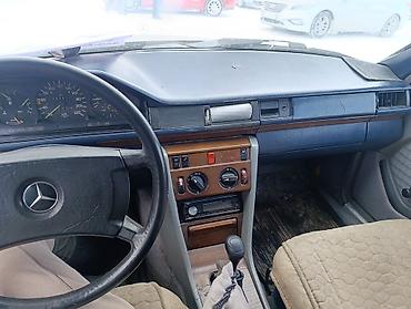 Mercedes-Benz: Mercedes-Benz E-Class: 1987 г., 2 л, Механика, Бензин, Седан — 9
