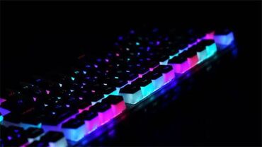 Клавиатуры: Клавиатура, Механическая, Bluetooth, Проводное подключение, Размер: 100% — 7