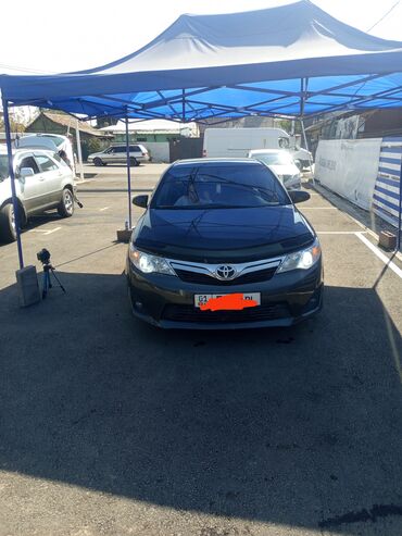 тойота секвая: Toyota Camry: 2011 г.