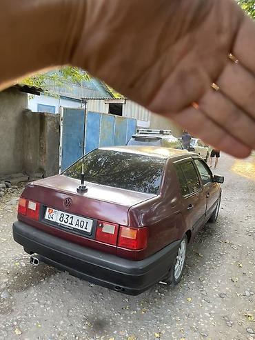 пассат бампер: Volkswagen Vento: 1993 г., 1.8 л, Механика, Бензин, Седан — 3
