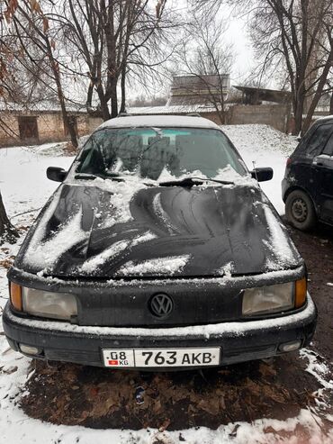 Volkswagen: Volkswagen Passat: 1990 г., 1.8 л, Механика, Бензин, Бус