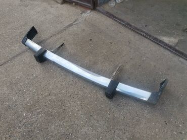 Auto delovi: Prednji branik Lada 2106 br.2. Polovmo, ocuvano u solidnom stanju — 3