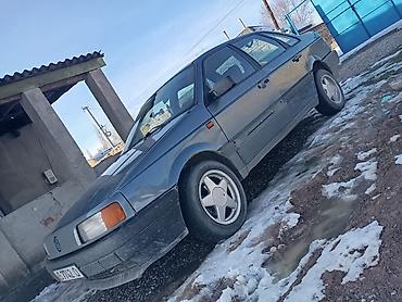 Volkswagen: Volkswagen Passat: 1988 г., 1.8 л, Механика, Бензин, Седан — 11