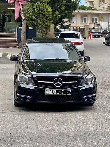 2.2 cdi mator: Mercedes-Benz C-Class sedan - Korpus: 4 qapılı sedan, qara rəng - — 3
