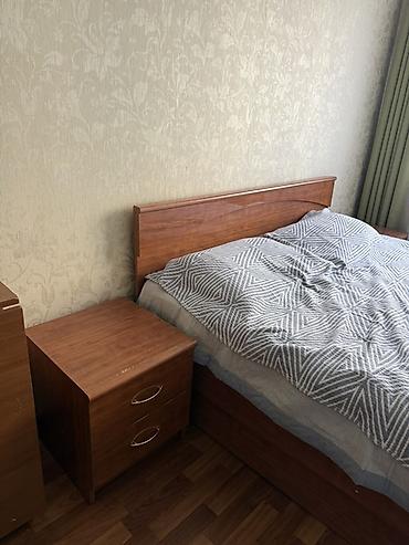 спальный мещок: Спальный гарнитур, Б/у, Двуспальная кровать, Шкаф, Тумба, ДСП, Самовывоз, Платная доставка, цвет - Коричневый — 2