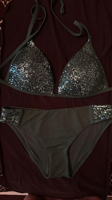 Çimərlik geyimləri: M razmer.190 аzn alinib.Calzedonia cimerlik geyimi.Yeni kimidir.bir — 2