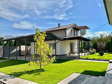 Продажа коттеджей и домов: Продаётся уютная дача в с. Байтик, пос. Гидрогеолог Площадь дома: 130 — 18