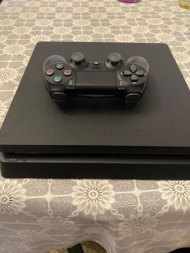 oyun ps4: Play station 4 slim 1 TB