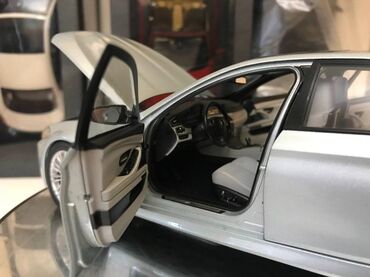 Avtomobil modelləri: Коллекционная модель BMW M5 V8 Biturbo F10 silverstone 2012 Paragon — 29