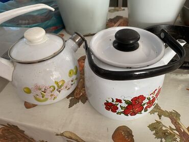 эмалированная кастрюля цена: Продаются чайники эмалированные,без дефектов оба за 500 с
