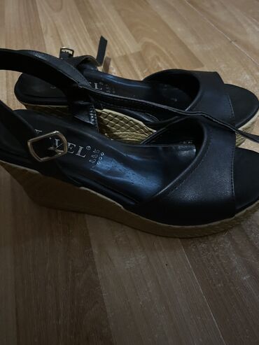 обувь из турции: Басаношки от lEVEL оригинал привезла из турции новые не носила