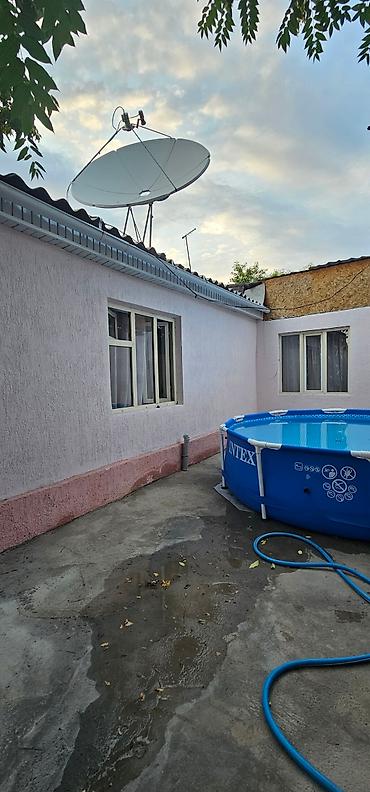 Продажа коттеджей и домов: Срочно!!!!!Продаётся дом в отличной локации, из 4х комнат и — 27