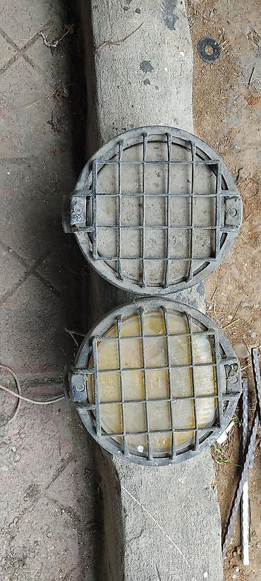 işıq generatorları: Məhsul: Metal qəfəsli yuvarlaq işıq proyektorları (2 ədəd) Təsvir: - — 1